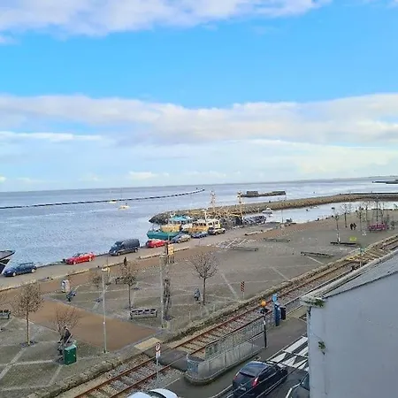 Key West Apartment Wexford
